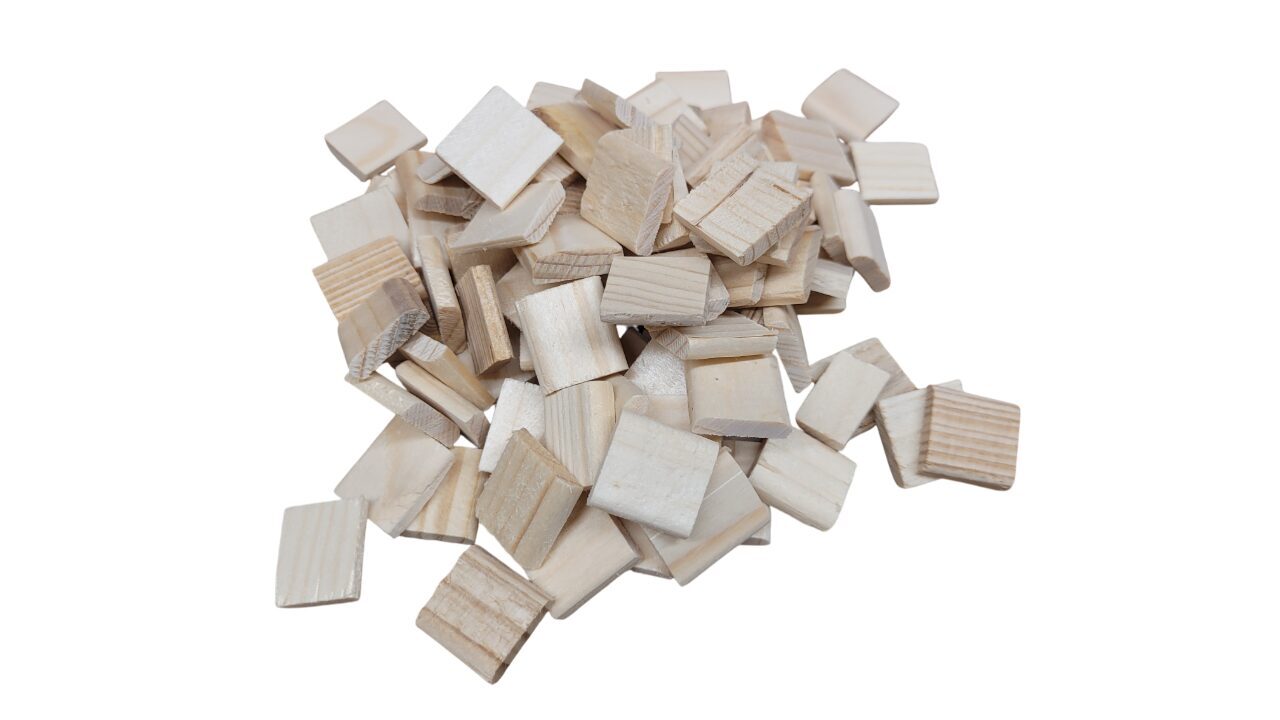 Koka plāksnītes 18x18x5mm (100 gab.)