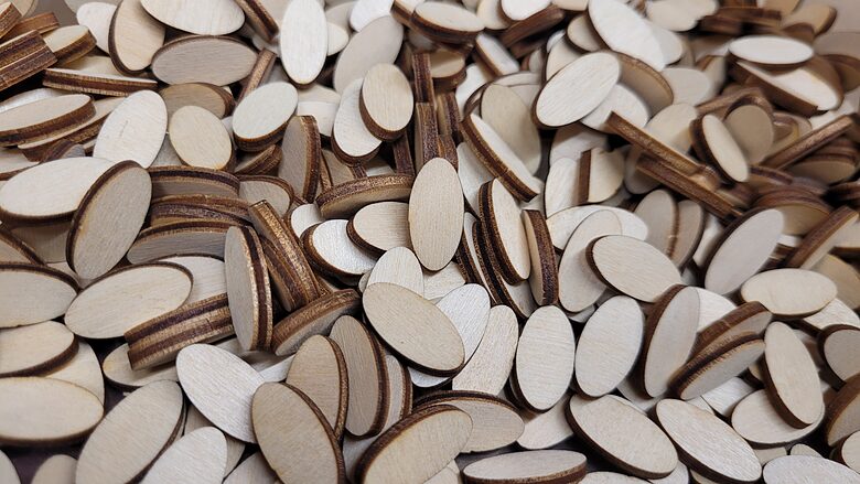 Owalne drewniane figurki | 20 × 10 × 3 mm | 100 szt.