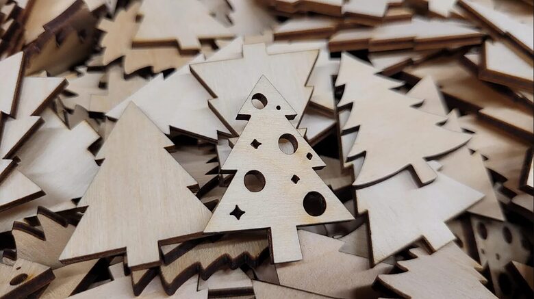 Drewniane choinki „Mix” | 40x30x3 mm