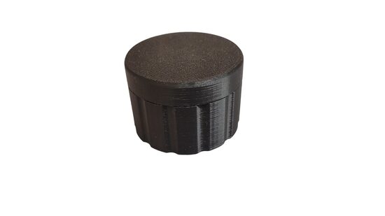 Konteinerītis ar vāku | 50x35mm | Melna krāsa