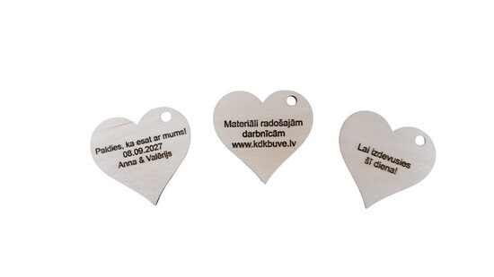 Koka Sirds Ar Personalizētu Gravējumu