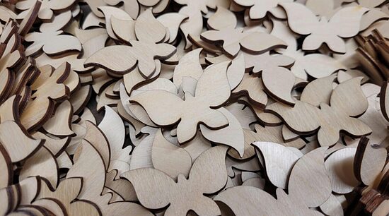 Drewniane motyle | 50x30x3 mm | 30 szt.